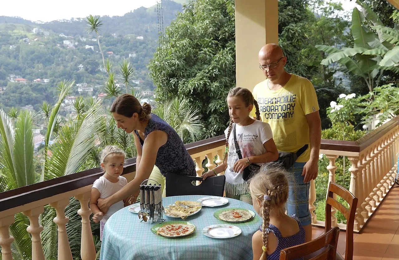 Bed & Breakfast Evergreen Kandy